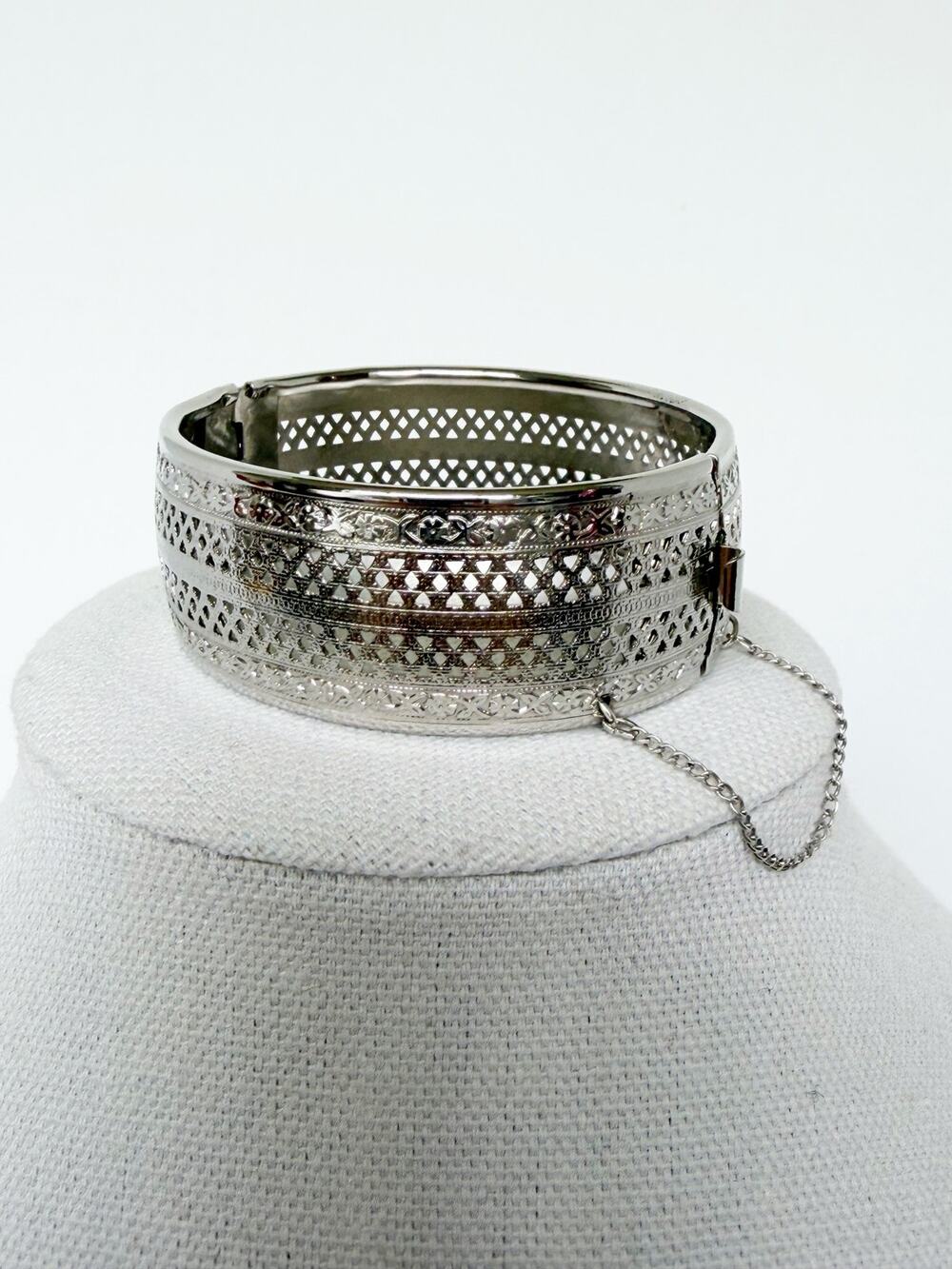 Vintage Silver Tone Filigree Bangle Bracelet with Safety Chain